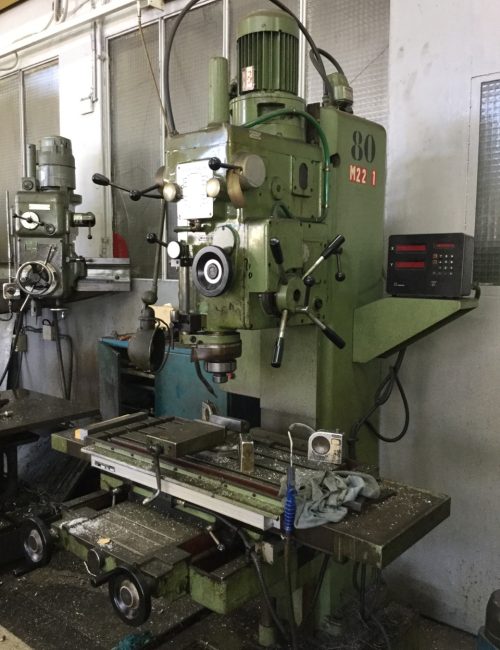 Machine à aléser, tarauder